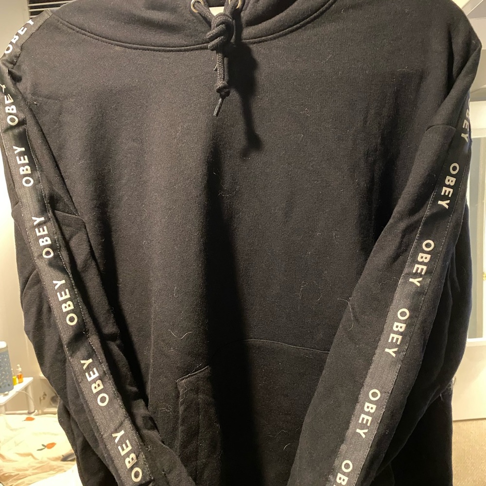 Obey Sweatshirt - Picture 3 of 4